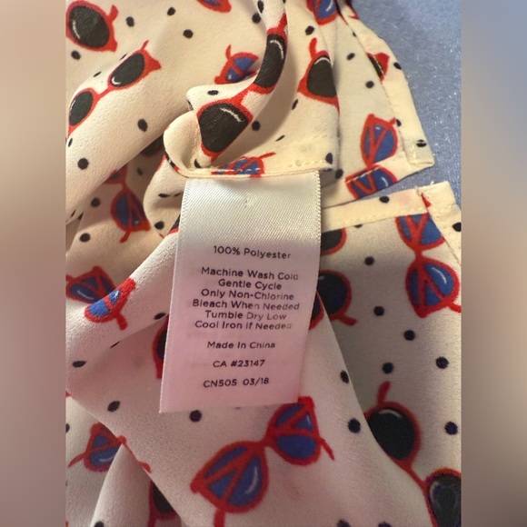 Talbots Multicolored Blouse with Black Trim and Sunglasses Print - Picture 8 of 9